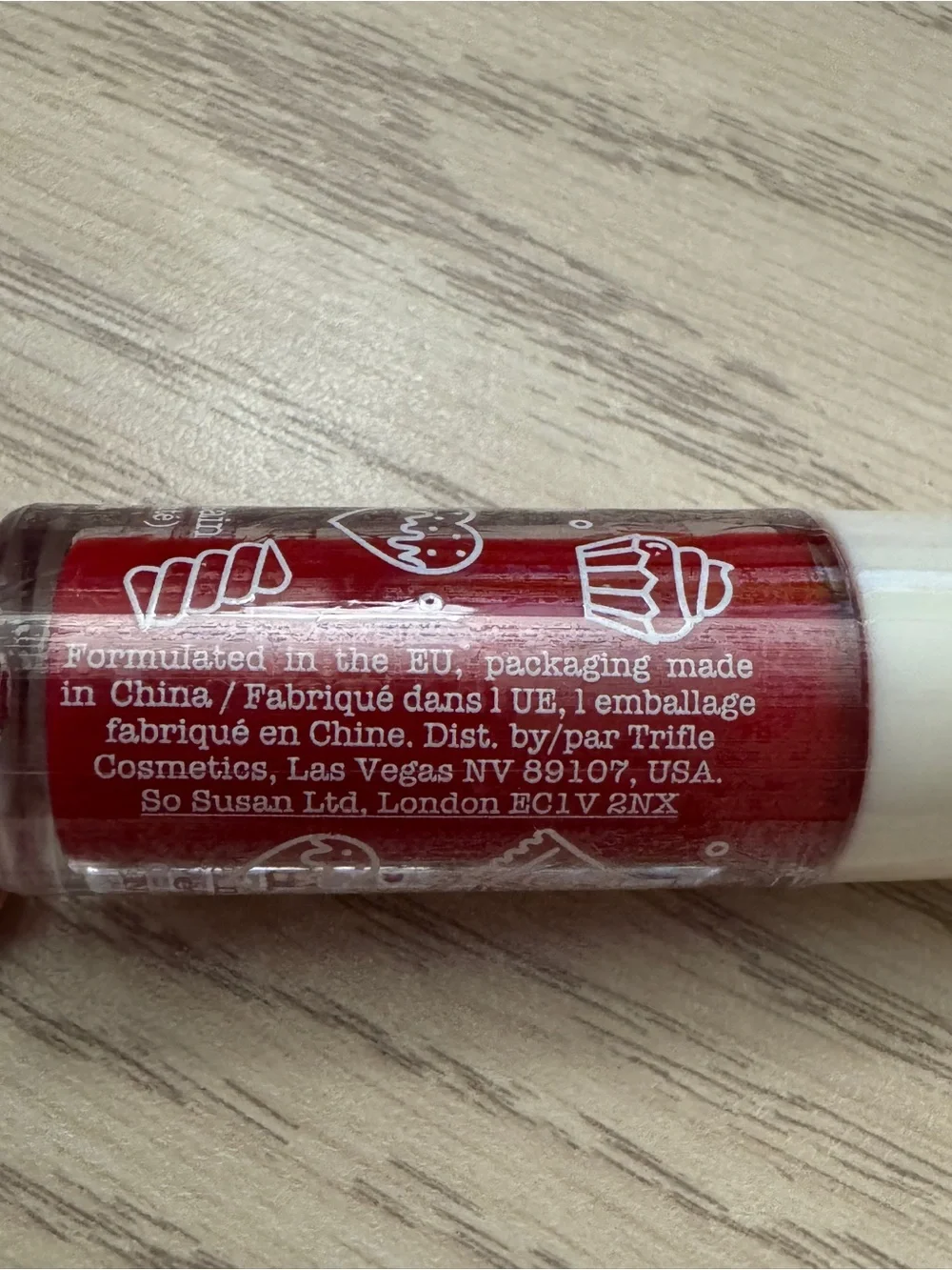 Lip Gloss/Syrup: Trifle Lolly